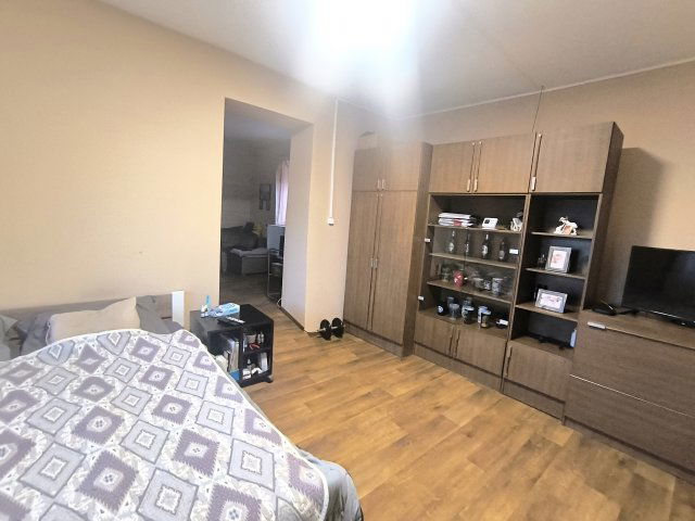 Eladó családi ház, Ercsiben 35 M Ft, 2 szobás