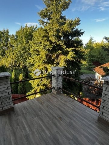 Eladó családi ház, Dunaújvárosban 119.9 M Ft, 7 szobás