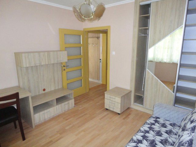 Kiadó téglalakás, albérlet, Debrecenben 240 E Ft / hó, 2 szobás