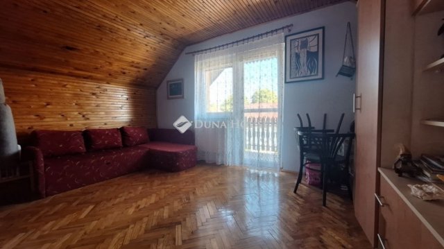 Eladó családi ház, Székesfehérvárott 125 M Ft, 6 szobás