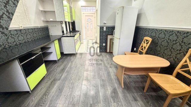 Eladó téglalakás, Budapesten, XXI. kerületben 32 M Ft, 1 szobás