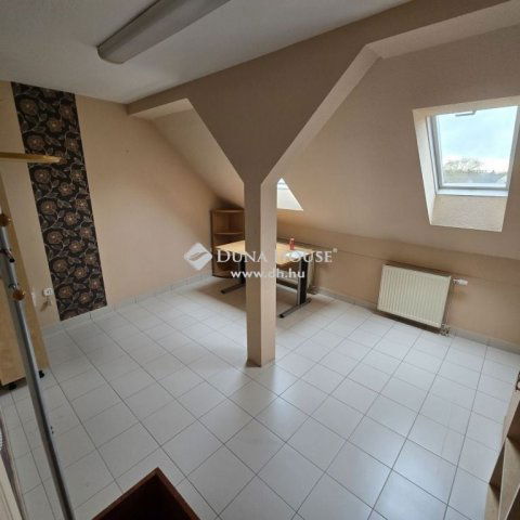 Kiadó iroda, Kecskeméten 40 E Ft / hó / költözzbe.hu