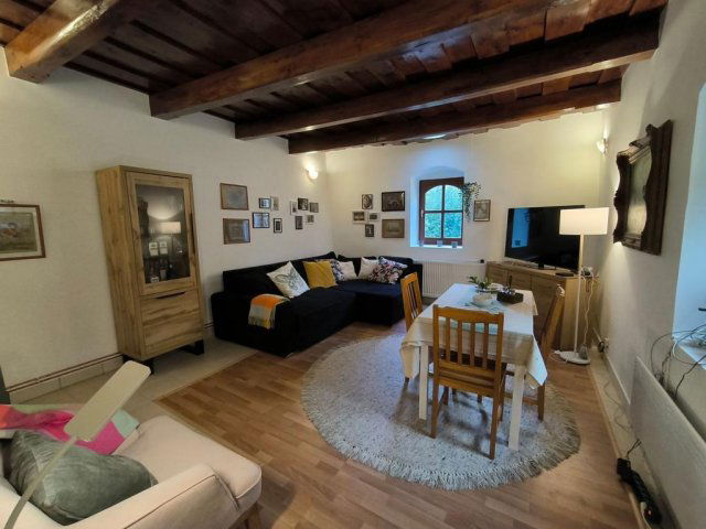 Eladó családi ház, Sényén 97.9 M Ft, 3 szobás