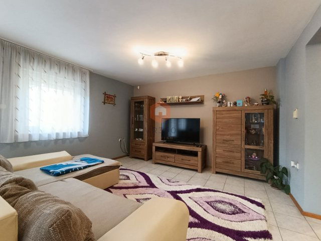 Eladó ikerház, Pécsett, Magyarürögi úton 113.5 M Ft, 5 szobás