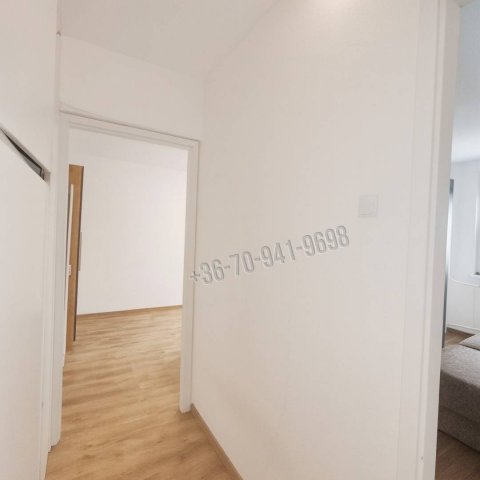 Eladó panellakás, Budapesten, III. kerületben 78.9 M Ft, 3 szobás