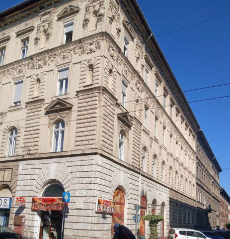 Eladó téglalakás, Budapesten, VII. kerületben 61.1 M Ft
