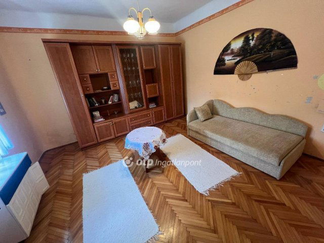 Eladó családi ház, Újszilváson 17 M Ft, 3 szobás