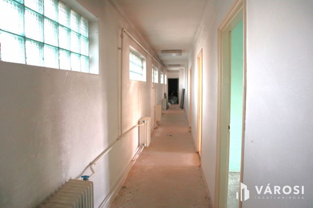 Eladó ipari ingatlan, Gyomaendrődön 28.9 M Ft, 10+2 szobás