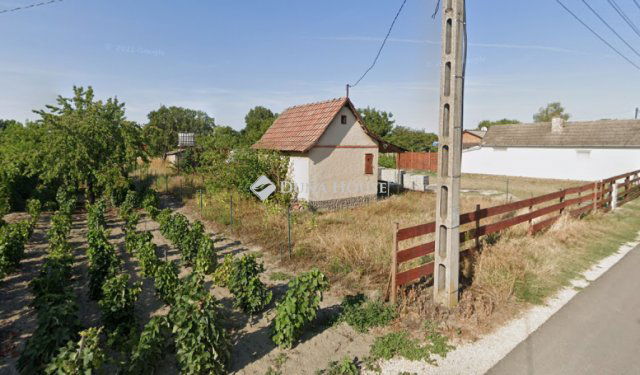 Eladó telek, Dunapatajon 15 M Ft / költözzbe.hu