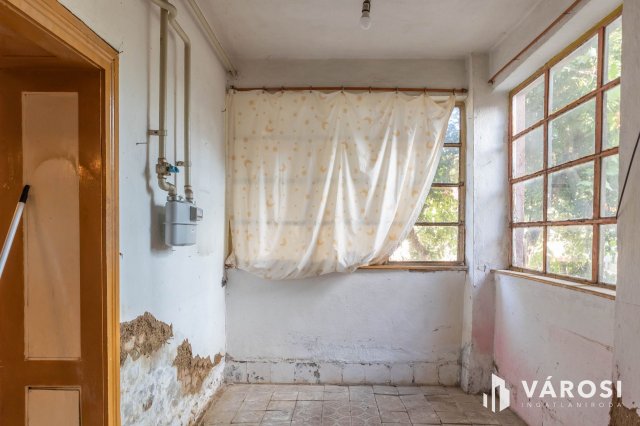 Eladó családi ház, Békéscsabán 25.5 M Ft, 5 szobás