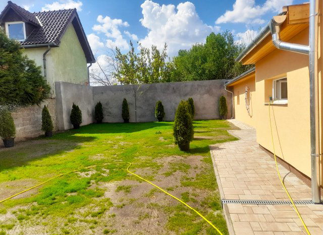 Eladó családi ház, Budapesten, XVIII. kerületben 64.9 M Ft