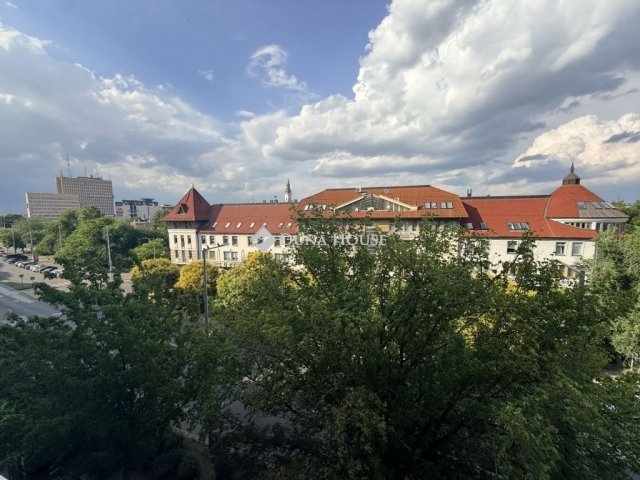 Eladó téglalakás, Kecskeméten 87.9 M Ft, 2+2 szobás