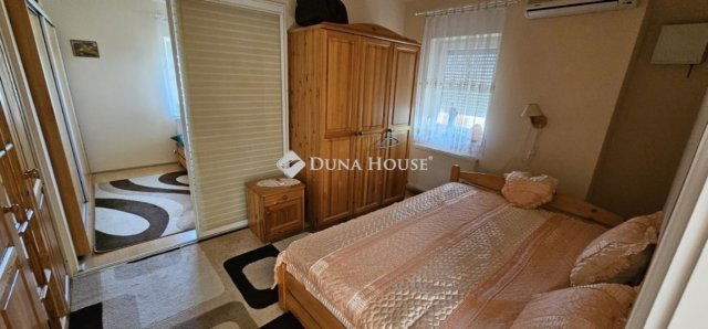 Eladó családi ház, Tápiószecsőn 118.5 M Ft, 2+2 szobás