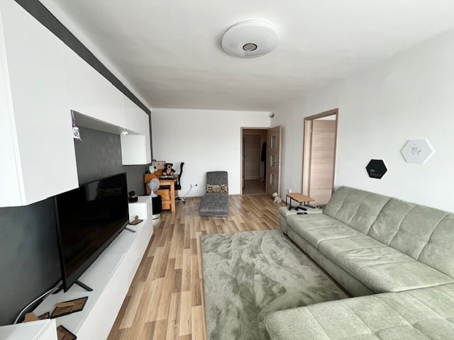 Eladó téglalakás, Pécsváradon 64.5 M Ft, 3 szobás