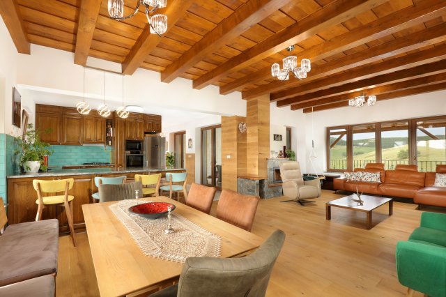 Eladó családi ház, Karancsságon 228 M Ft, 6 szobás