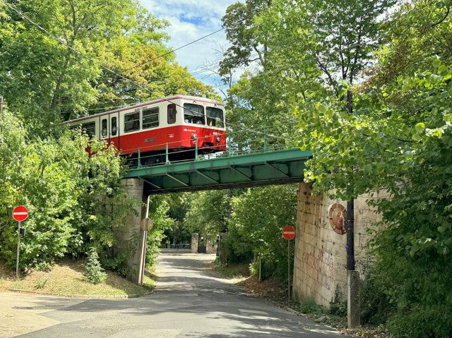 Eladó telek, Budapesten, XII. kerületben, Karthauzi utcában