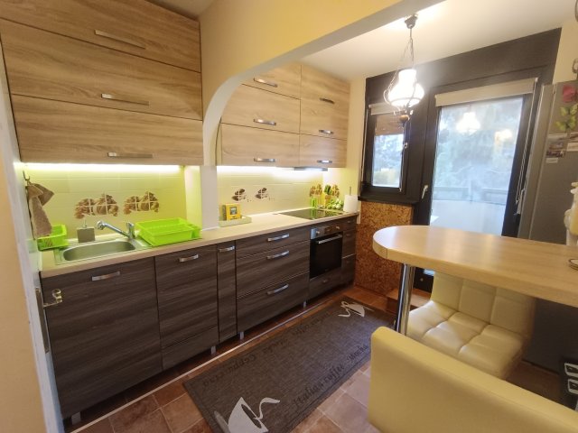 Kiadó panellakás, albérlet, Miskolcon 200 E Ft / hó, 2+1 szobás