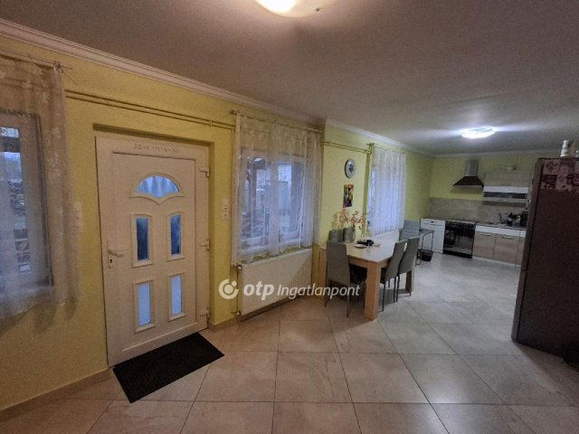 Eladó családi ház, Szécsényen 39 M Ft, 2 szobás