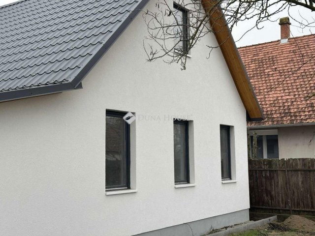 Eladó családi ház, Hernádon 48 M Ft, 4 szobás