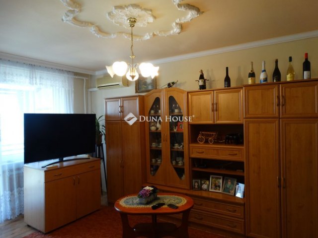 Eladó panellakás, Debrecenben, Jerikó utcában 45.99 M Ft