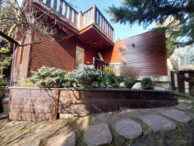 Eladó családi ház, Szentendrén 195 M Ft, 7 szobás