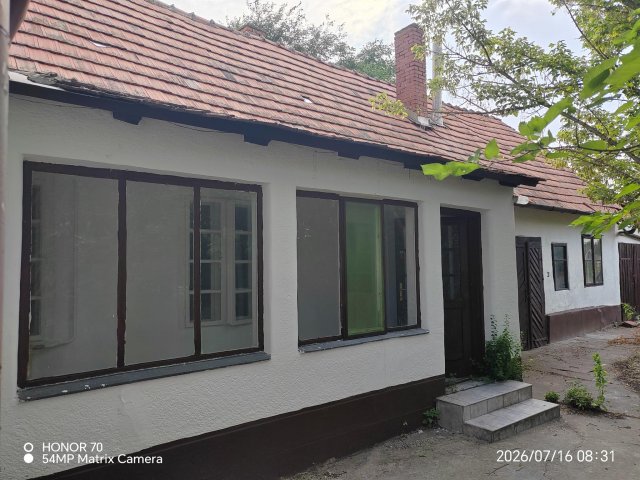 Eladó családi ház, Nagyúton 16.9 M Ft, 4 szobás