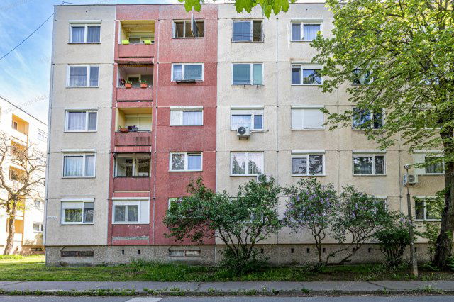 Eladó panellakás, Miskolcon 15.8 M Ft, 1+1 szobás