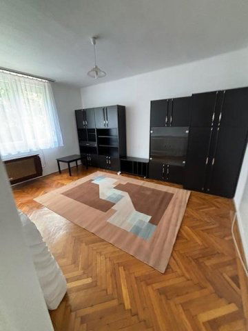Kiadó téglalakás, albérlet, Tatán 150 E Ft / hó, 1 szobás