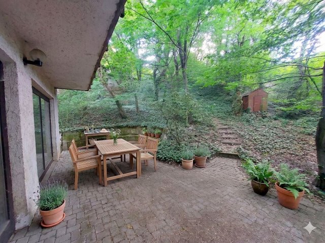 Eladó családi ház, Nagykovácsiban 159 M Ft, 4+2 szobás