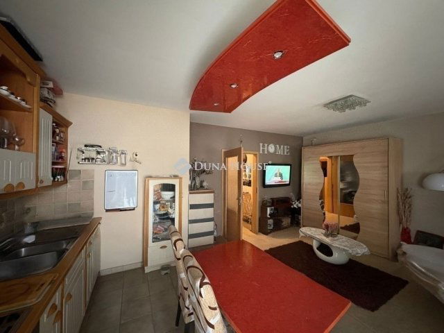 Eladó téglalakás, Budapesten, XIV. kerületben 109.9 M Ft