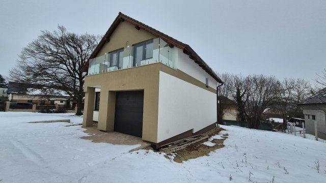 Eladó családi ház, Gödöllőn 156.9 M Ft, 5 szobás