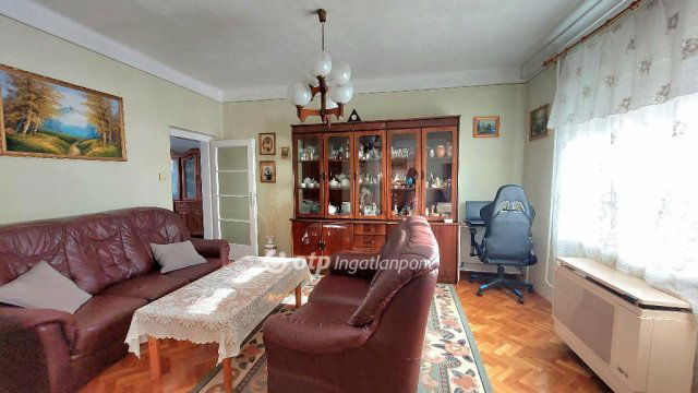 Eladó sorház, Egerben 39.5 M Ft, 3+1 szobás