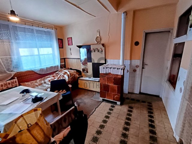 Eladó családi ház, Faddon 14 M Ft, 3 szobás