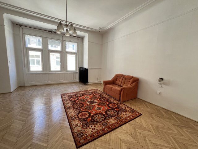 Kiadó téglalakás, albérlet, Budapesten, V. kerületben, 2 szobás