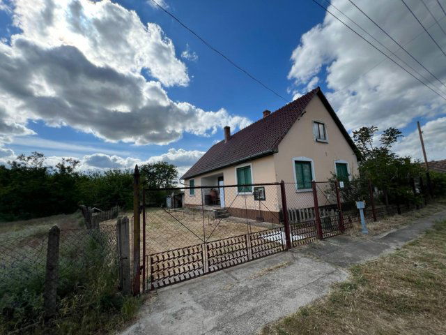 Eladó családi ház, Konyáron, Nyárfa utcában 21.9 M Ft