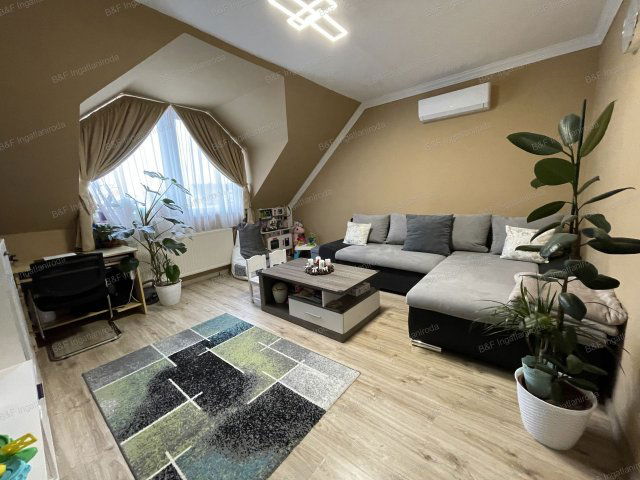 Eladó panellakás, Hajdúszoboszlón 48 M Ft, 2+1 szobás