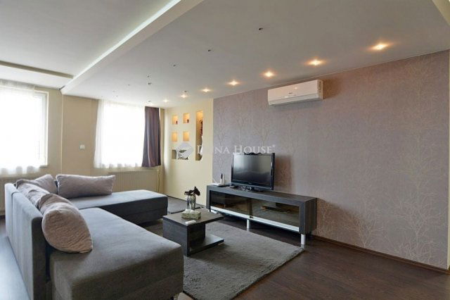 Kiadó téglalakás, albérlet, Kecskeméten 300 E Ft / hó