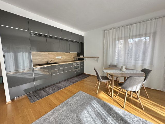 Kiadó téglalakás, albérlet, Budapesten, XIV. kerületben