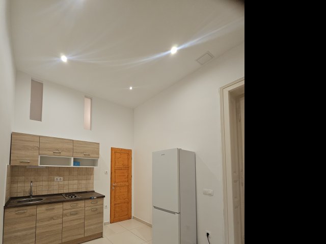 Kiadó téglalakás, albérlet, VII. kerületben, Damjanich utcában