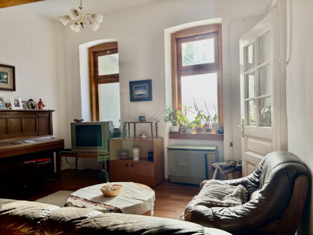 Eladó téglalakás, Hódmezővásárhelyen 32 M Ft, 1 szobás