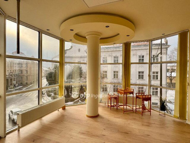 Eladó iroda, Székesfehérvárott 60.7 M Ft / költözzbe.hu