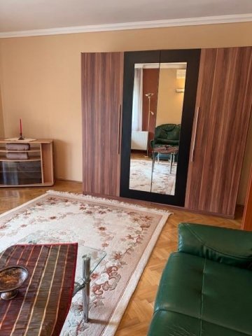 Kiadó téglalakás, albérlet, Debrecenben 280 E Ft / hó, 3 szobás