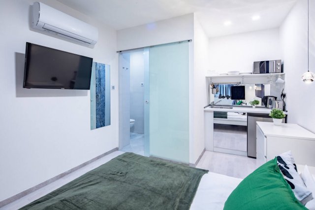 Eladó téglalakás, Budapesten, VI. kerületben 100 M Ft, 3 szobás