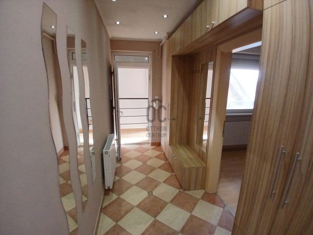 Eladó téglalakás, Hajdúszoboszlón 49.9 M Ft, 2 szobás