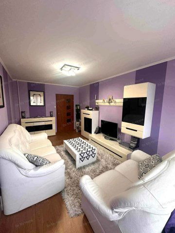 Eladó panellakás, Budapesten, III. kerületben 73.4 M Ft, 2 szobás