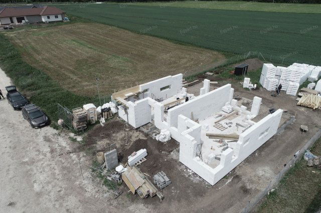 Eladó ikerház, Tordason 99.4 M Ft, 5 szobás