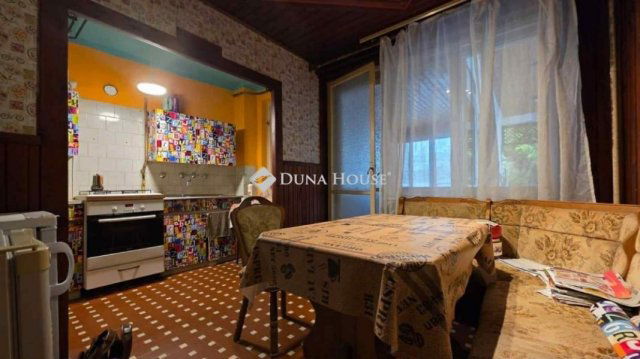 Eladó családi ház, Gencsapátiban 64 M Ft, 3 szobás