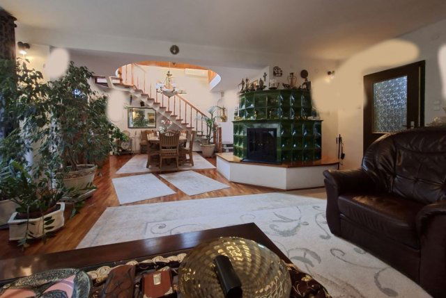 Eladó családi ház, Debrecenben 195 M Ft, 5 szobás