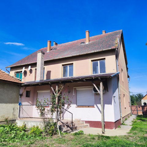 Eladó családi ház, Kunmadarason 13.4 M Ft, 4+1 szobás