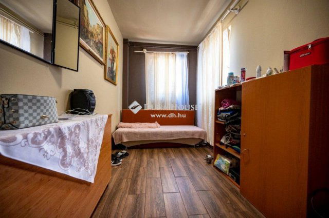 Eladó családi ház, Budaörsön 119.9 M Ft, 4 szobás